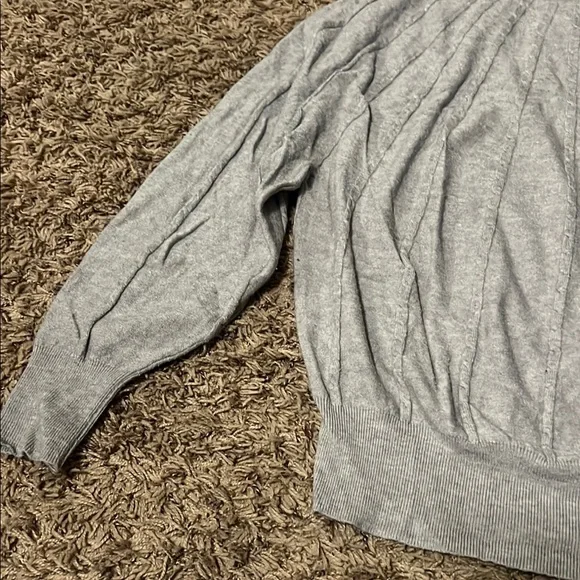 Tahari Gray Crew Neck Sweater - Picture 5 of 6